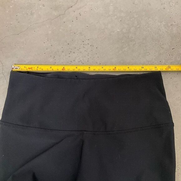 Nike Dri-Fit Running Capri Leggings - Picture 9 of 11